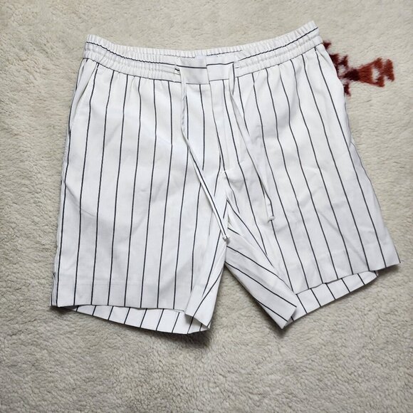 Topman Chino Shorts Size 32 Polyester Viscose White Striped Mid Rise Stretch - Picture 1 of 7